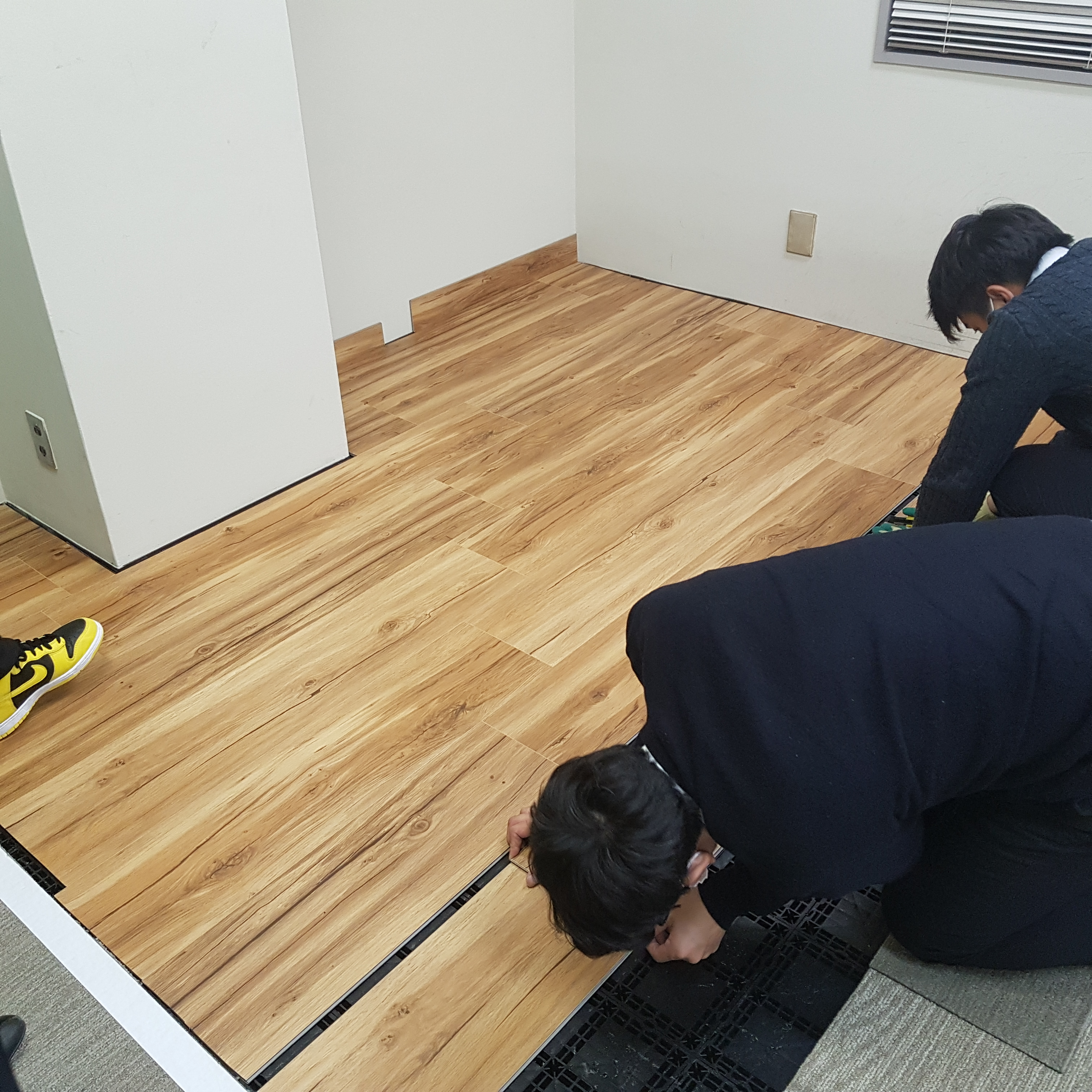 クリック式床材の施工例